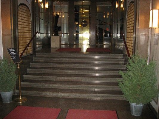 stockholm-advokatbyrå-trappa-entré